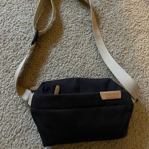 Bellroy Sling Crossbody Bag